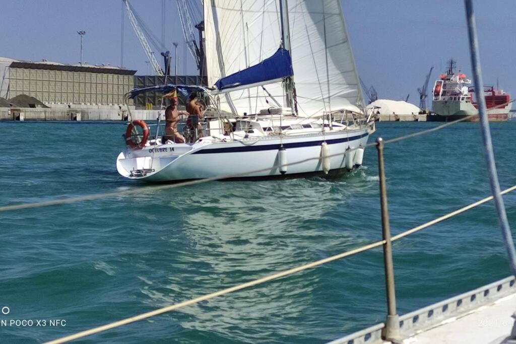 Boat-Apartamento Flotante Cadiz.. La Juanita Arroyo Экстерьер фото