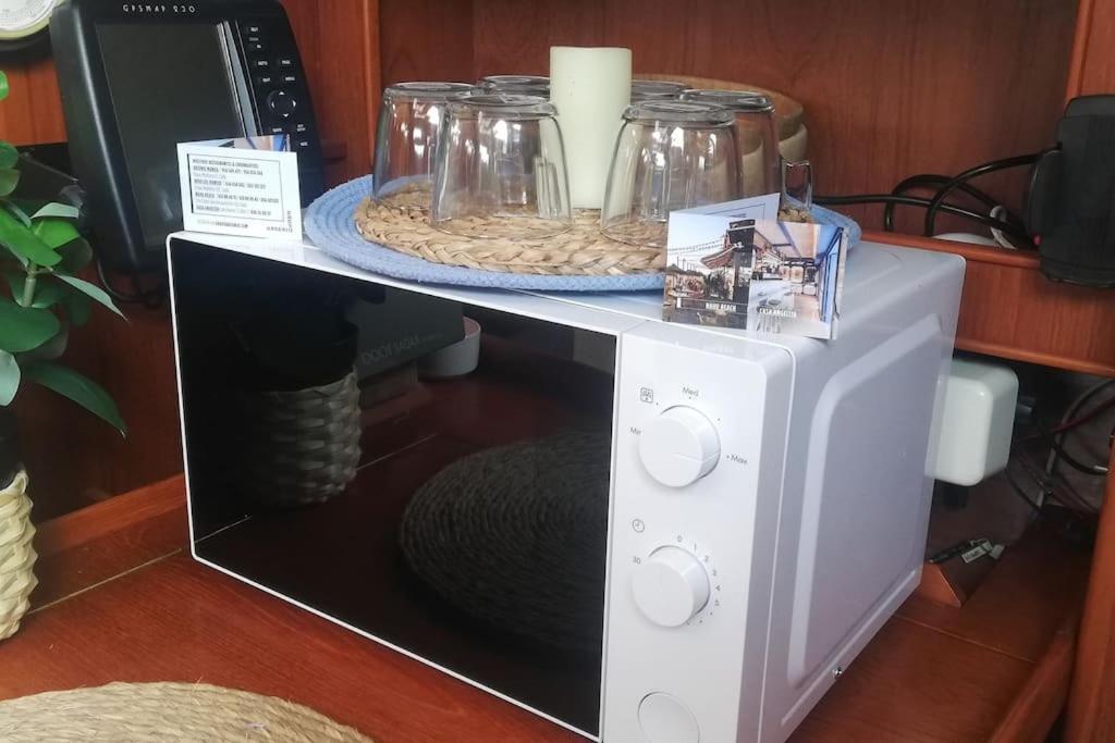 Boat-Apartamento Flotante Cadiz.. La Juanita Arroyo Экстерьер фото